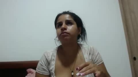 Snapshot of dulcekatty18 chatting on April 28, 2026, 5:34 am dulcekatty18 online show from April 28, 2026, 5:34 am