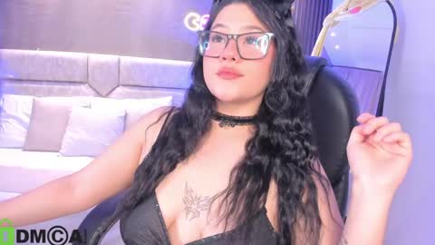 Dulce Rose online show from April 30, 2026, 4:52 am
