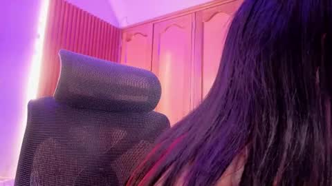 Dulce online show from April 8, 2026, 3:06 am