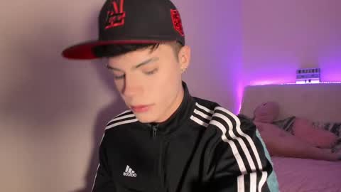 Snapshot of dulcey_ chatting on May 7, 2026, 10:31 am Dulcey online show from May 7, 2026, 10:31 am