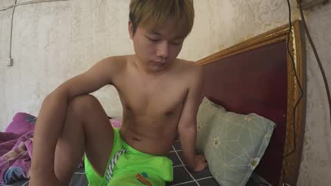 dumeila online show from December 19, 2025, 6:09 am