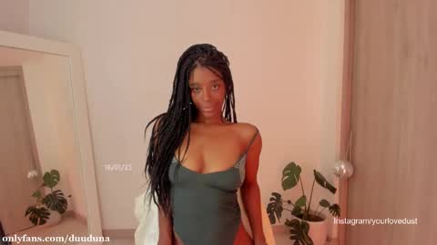 Snapshot of duna_du chatting on January 18, 2025, 11:44 pm My birthday is tomorrow November 30  online show from January 18, 2025, 11:44 pm