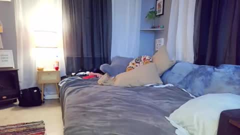 Snapshot of durty_couple19 chatting on February 22, 2026, 2:02 am durty_couple19 online show from February 22, 2026, 2:02 am