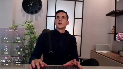 Dustin Sonne online show from March 3, 2025, 3:41 am