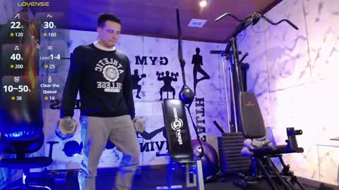 Dustin Sonne online show from September 20, 2025, 4:24 am