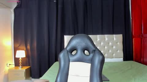 DUSTYN MICHELLE online show from March 28, 2026, 1:27 am