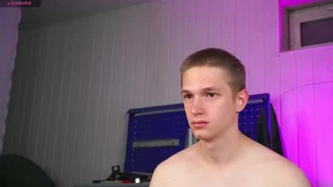 Dustyn online show from October 2, 2025, 4:36 pm