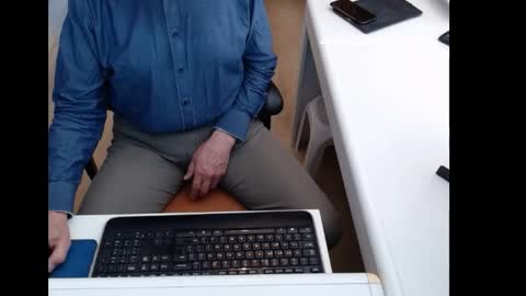 Snapshot of dutchpornking2 chatting on April 23, 2026, 12:29 pm dutchpornking2 online show from April 23, 2026, 12:29 pm