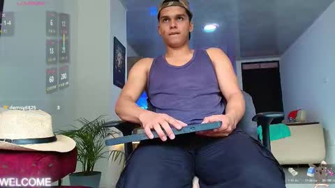 Snapshot of dwayne_brown chatting on September 15, 2025, 2:17 pm dwayne_brown online show from September 15, 2025, 2:17 pm
