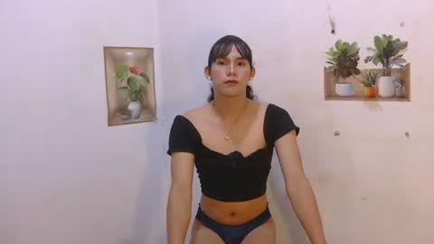 dy_namite online show from April 28, 2026, 6:46 pm