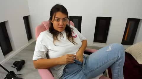 Snapshot of dyanakaylin chatting on October 6, 2025, 3:37 am dayana online show from October 6, 2025, 3:37 am
