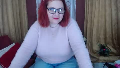 Snapshot of dyannelovee chatting on February 14, 2026, 8:16 pm Dyanne online show from February 14, 2026, 8:16 pm