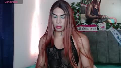 dylan276800 online show from November 27, 2025, 5:04 pm