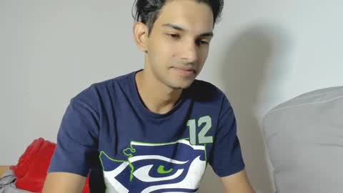 Snapshot of dylan_hoot chatting on September 30, 2025, 6:57 pm Dylan online show from September 30, 2025, 6:57 pm