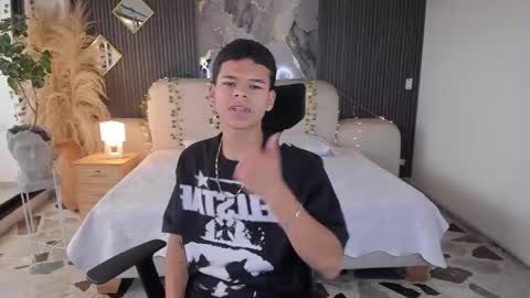 Snapshot of dylanroyce_ chatting on March 6, 2026, 12:12 pm dylanroyce_ online show from March 6, 2026, 12:12 pm