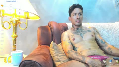 D Y L A N online show from January 10, 2025, 1:41 pm