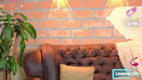 D Y L A N online show from October 18, 2025, 12:57 am