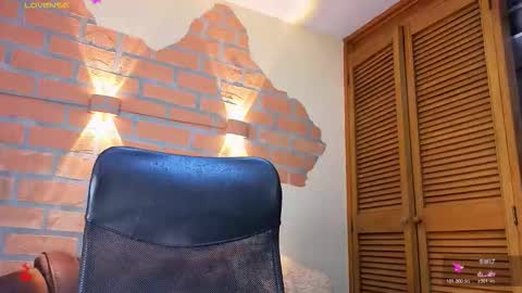 D Y L A N online show from March 5, 2026, 2:18 am