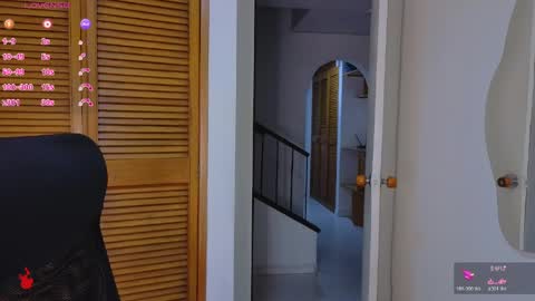 D Y L A N online show from April 9, 2026, 2:33 am