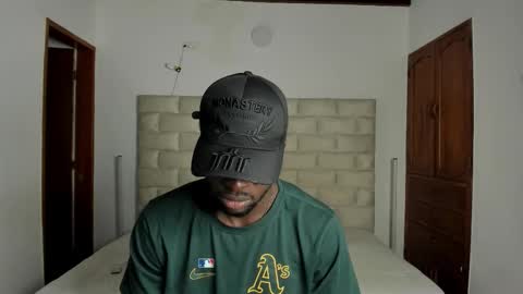 Dylan Taylor online show from February 15, 2026, 3:36 am