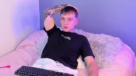 ---DYLAN--- online show from February 26, 2025, 4:14 pm