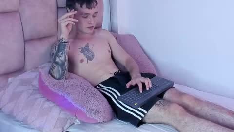 ---DYLAN--- online show from March 6, 2025, 2:19 am