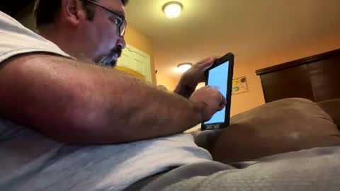 earl3232 online show from November 1, 2025, 5:53 am