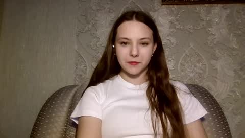 Yuni online show from April 9, 2026, 2:55 pm