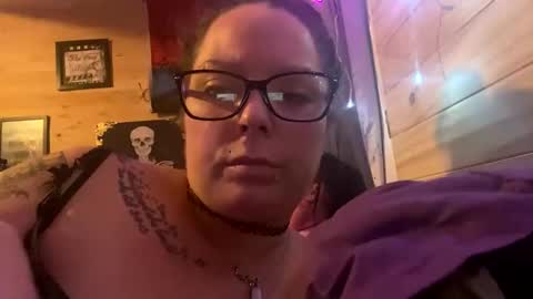 Snapshot of easyednem528280 chatting on October 20, 2025, 3:29 am easyednem528280 online show from October 20, 2025, 3:29 am