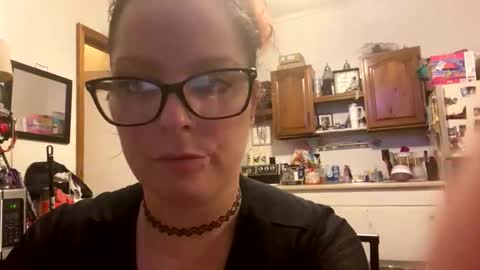 Snapshot of easyednem528280 chatting on October 22, 2025, 2:23 am easyednem528280 online show from October 22, 2025, 2:23 am