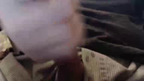 eat_a_peach2 online show from April 9, 2026, 10:42 am