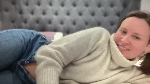 Snapshot of eatmypie69 chatting on January 21, 2025, 9:15 pm Nadia Ferreira online show from January 21, 2025, 9:15 pm