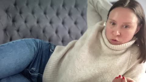 Snapshot of eatmypie69 chatting on January 23, 2025, 11:15 am Nadia Ferreira online show from January 23, 2025, 11:15 am