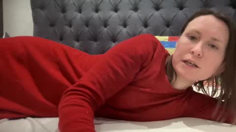 Snapshot of eatmypie69 chatting on February 13, 2025, 6:16 pm Nadia Ferreira online show from February 13, 2025, 6:16 pm