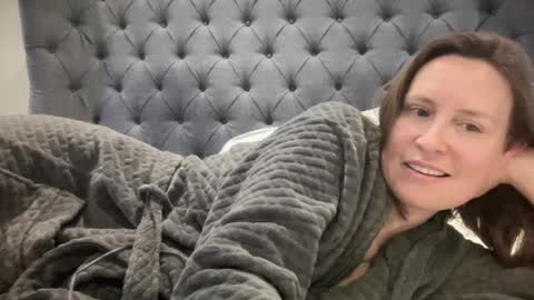 Snapshot of eatmypie69 chatting on February 26, 2025, 4:45 pm Nadia Ferreira online show from February 26, 2025, 4:45 pm