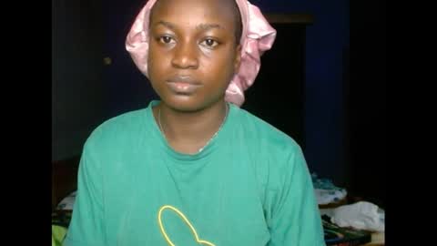 eatuupx online show from February 8, 2025, 7:05 pm