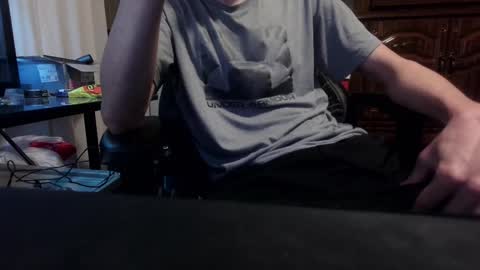 Snapshot of eazyduzit24 chatting on April 13, 2026, 6:08 am eazyduzit24 online show from April 13, 2026, 6:08 am