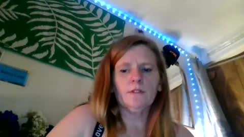 ChubbyBunny85 online show from April 19, 2026, 1:21 pm