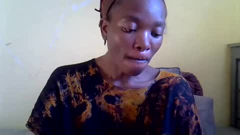Snapshot of eboniana chatting on June 30, 2026, 5:08 am eboniana online show from June 30, 2026, 5:08 am