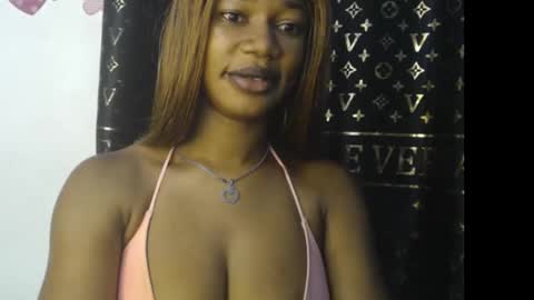 queen online show from October 21, 2025, 6:03 am