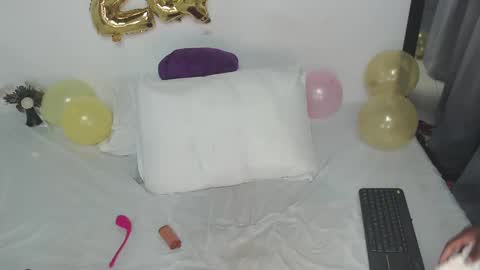 Snapshot of ebony_baby1 chatting on March 3, 2025, 11:46 pm Baby online show from March 3, 2025, 11:46 pm