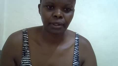 ebony_cuttey30 online show from May 25, 2026, 7:25 am