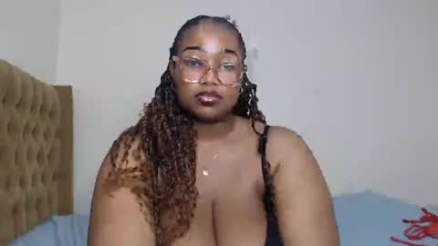 Snapshot of ebony_doll5 chatting on July 23, 2026, 2:09 am ebony_doll5 online show from July 23, 2026, 2:09 am