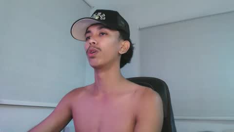 ebony_fuckboy online show from November 9, 2025, 5:44 pm