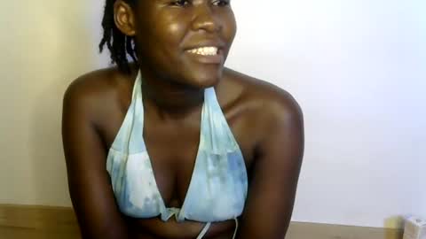 Snapshot of ebony_lynne chatting on June 13, 2026, 9:57 pm ebony_lynne online show from June 13, 2026, 9:57 pm