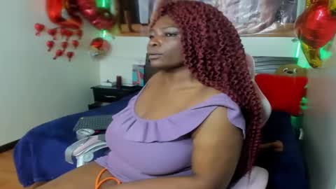 Snapshot of ebony_mine47 chatting on March 5, 2025, 7:27 am Ebony Mine online show from March 5, 2025, 7:27 am