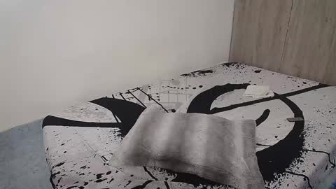 ebony_pearl69 online show from February 3, 2025, 4:46 am