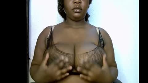 Snapshot of ebony_plumx12 chatting on September 13, 2025, 8:47 am Prisy online show from September 13, 2025, 8:47 am