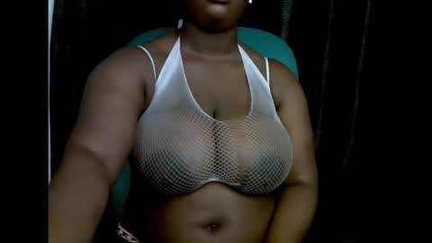 Snapshot of ebony_plumx12 chatting on September 24, 2025, 8:12 pm Prisy online show from September 24, 2025, 8:12 pm