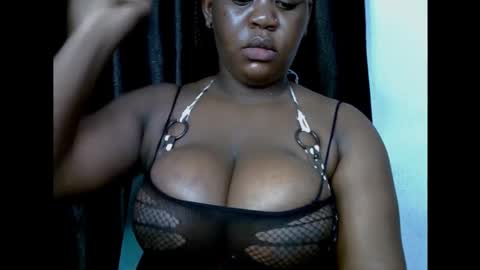 Snapshot of ebony_plumx12 chatting on October 23, 2025, 7:56 pm Prisy online show from October 23, 2025, 7:56 pm